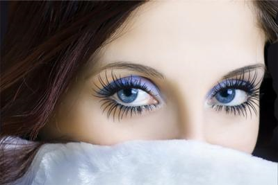 Brush Cleaner on Long Eyelashes1 How To Grow Eyelashes Longer