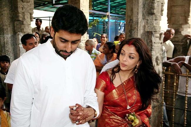 Image result for aishwarya rai in south indian saree