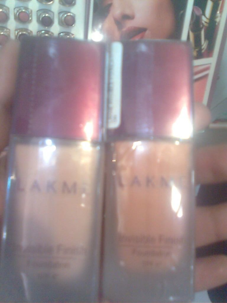 Lakme Invisible Foundation