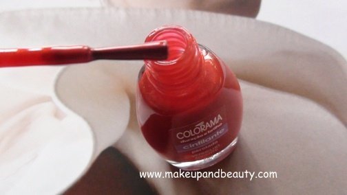 Maybelline Colorama - red