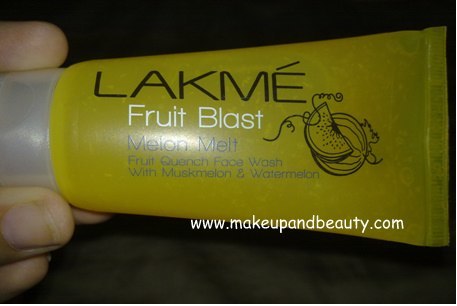Lakme Fruit Blast Face Wash