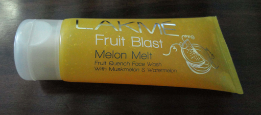 LAKME FRUIT BLAST ‘MELON MELT’ FACE WASH: