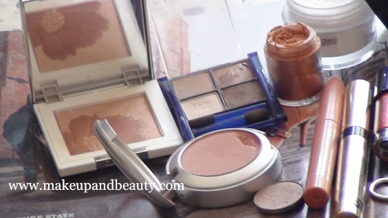 Colorbar Brownie Eye shadow Look products