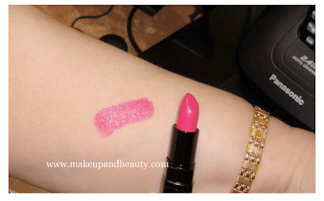lipstick swatch - with flash 