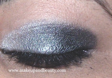Matte black for outer corner and crease