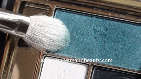 Estee Lauder Blue Dahlia Makeup - Blue dahlia on fluffy brush
