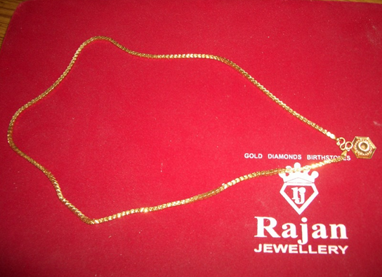 gold chain daily use