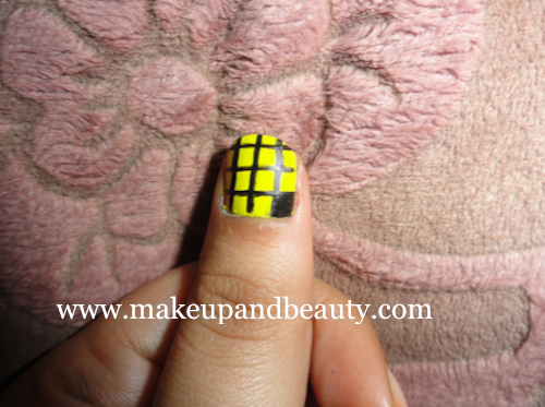 Checkered nail art , 