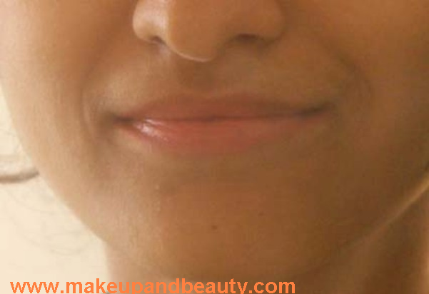 NARS Pigalle Semi-Matte Lipstick on Lips