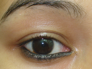 colorbar high definition kohl eyeliner on eyes