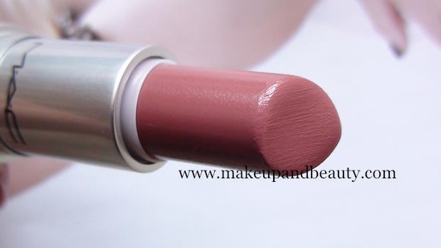 MAC Cosmo Lipstick 