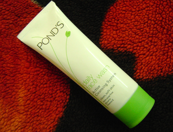 Pond's Daily Face Wash
