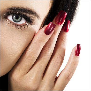 How to Apply Artificial Nails