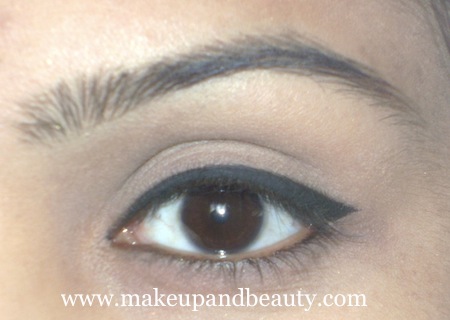 MAC Siahi Fluidline - black eye liner