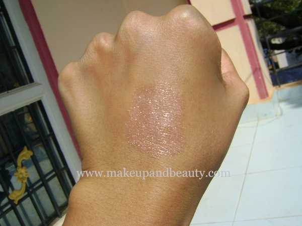  Frosted Champagne heavy swatch