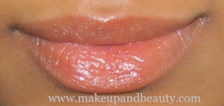 Revlon Beyond Natural Protective Lip Tint