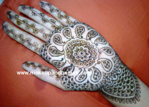 henna mehendi design13