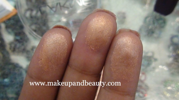 lakme gold dust shimmer bronzer swatches