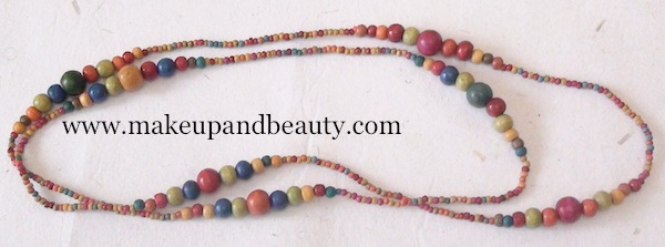 multi-coloured-beads