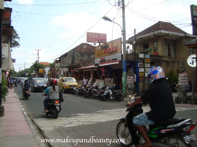  A busy street in Ubud.