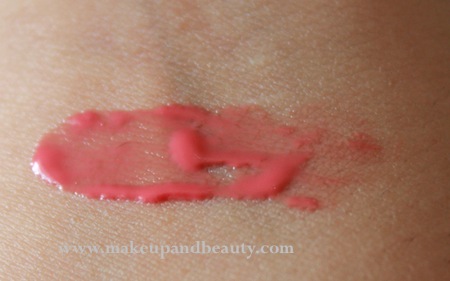 lakme lip love conditioner charmed swatch