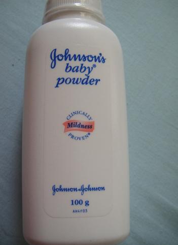 Johnson’s Baby Powder Review2