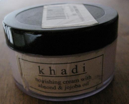 Khadi nourising cream with almond and jojoba oil