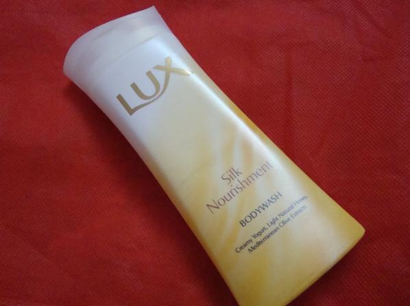 Lux Silk Nourishment Bodywash