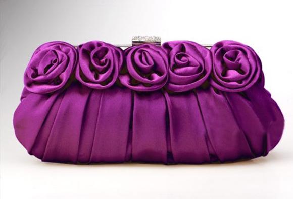 Top Stylish Clutch Purses You Must Have