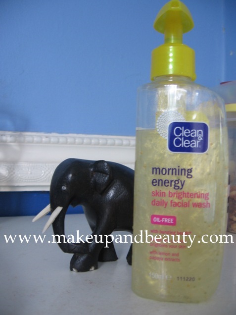 Clean and Clear Morning Energy skin brightening daily facial wash