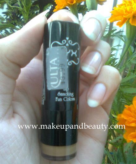 NYX Round Label Lipstick Creamy Beige