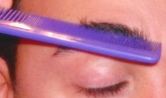 Eyebrow combing