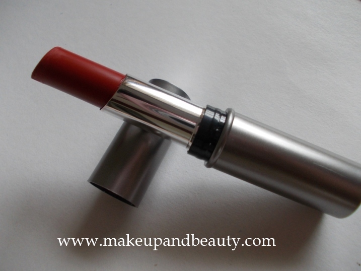 Lakme red classic