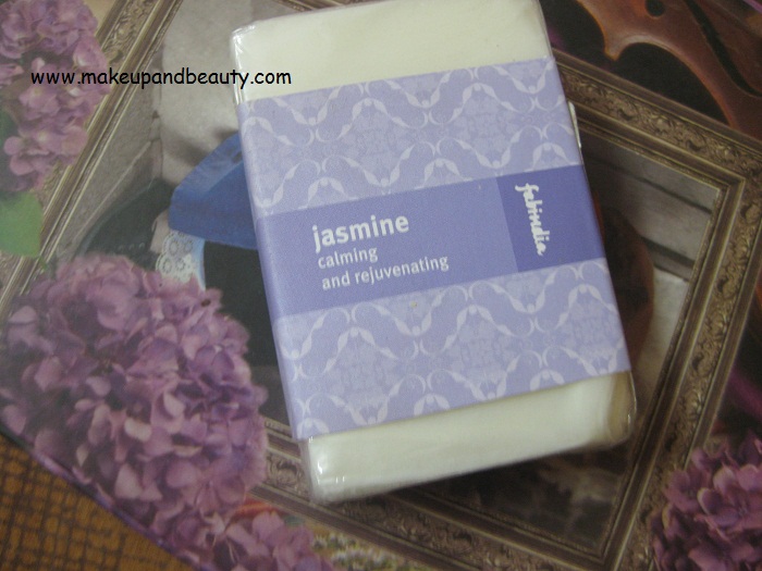 Fabindia Jasmine Calming and Rejuvenating Soap