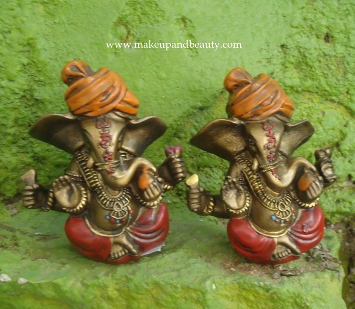 Twin Ganesha Idols