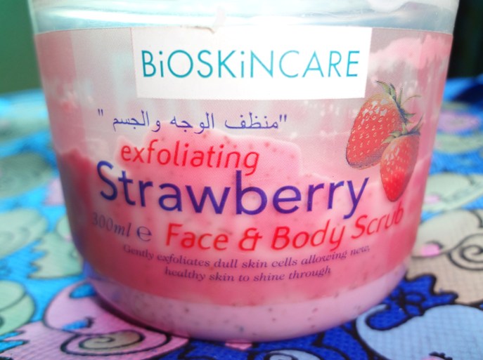 Bio Skincare Exfoliating Strawberry Face and Body Scrub