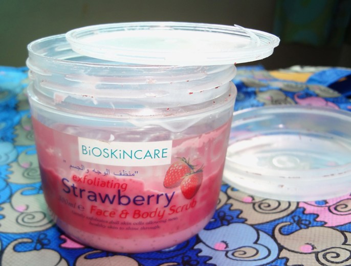 Bio Skincare Exfoliating Strawberry Face and Body Scrub