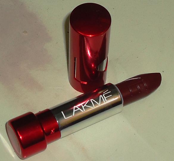 Lakme Lip Love Lipstick Wine Whisper Review and Swatches