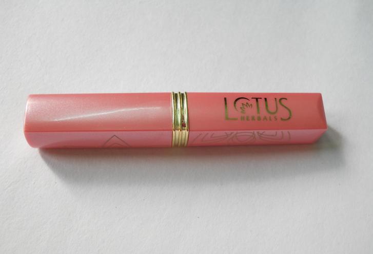Lotus Herbals FloralStay Long-Lasting Lip Colour SPF 10 Pink Mink