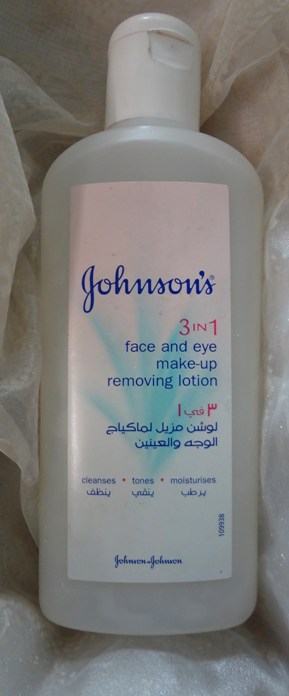 Johnson's 3 in 1 Face and Eye Makeup Removing Lotion