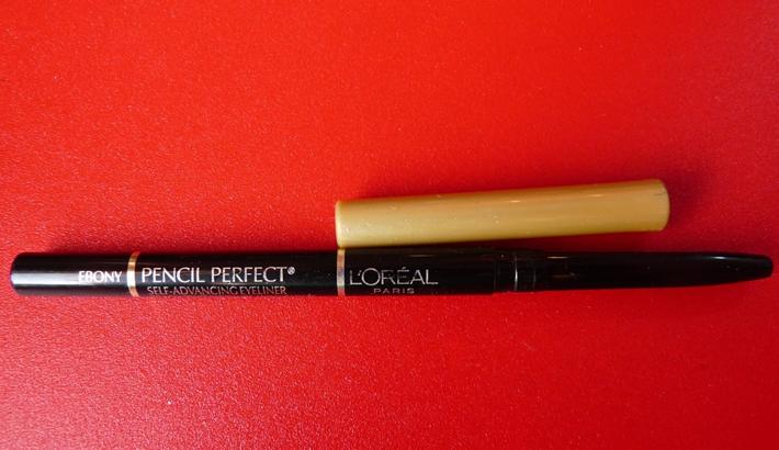 L'Oreal Paris Pencil Perfect Self Advancing Eyeliner in Ebony