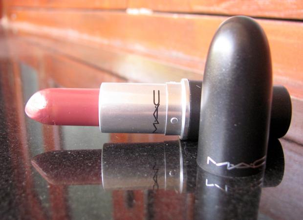 MAC Offshoot Lipstick Review