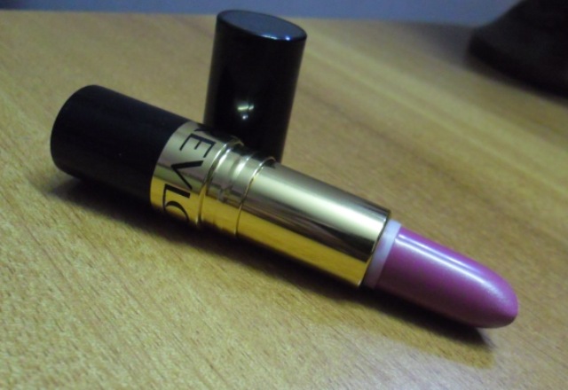 Revlon Super Lustrous Lipstick in Pinkerbelle 453