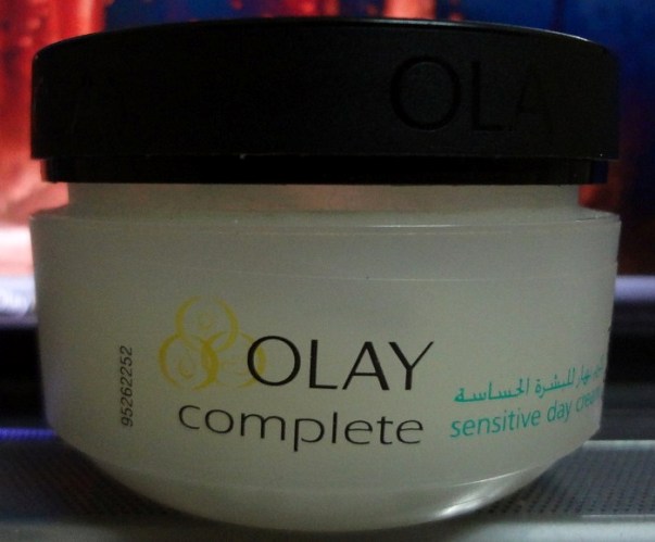 olay complete sensitive day cream