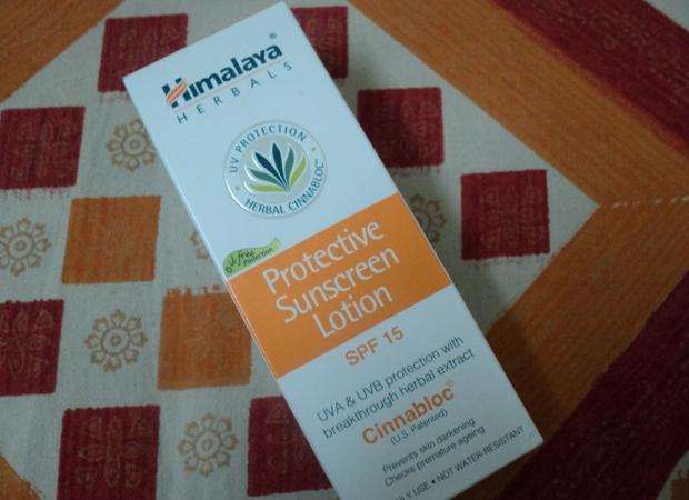 Himalaya Herbals Protective Sunscreen Lotion with SPF 15