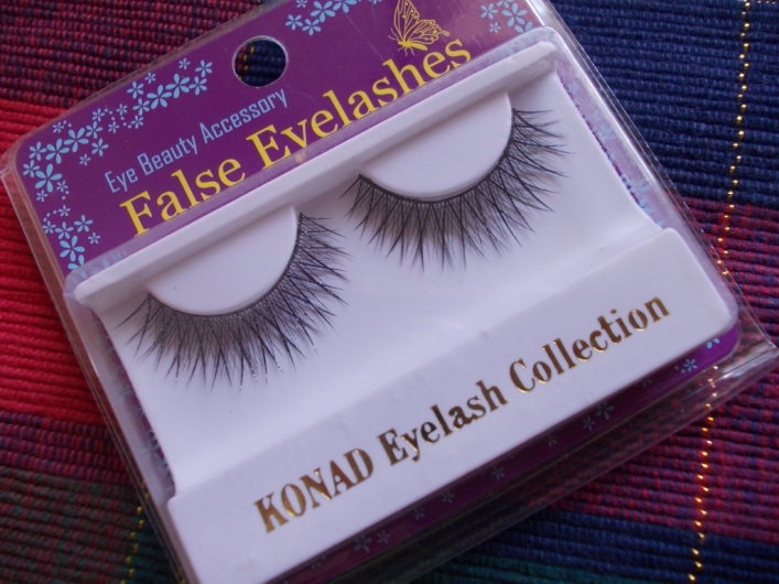 Konad False Eyelashes 02 Glitter Version