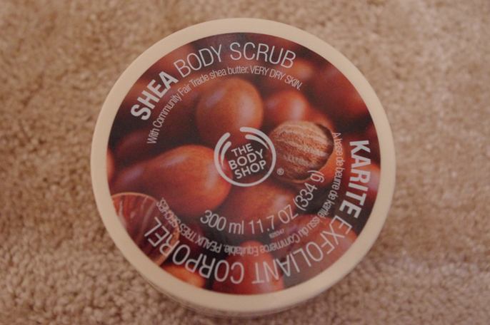 The Body Shop Shea Body Scrub