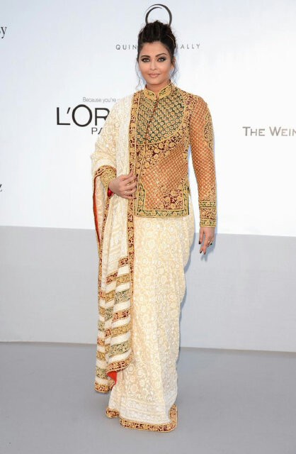 Aishwarya Rai Bachchan Goes Ethnic at Jewellery Store Launch  Indian  Fashion