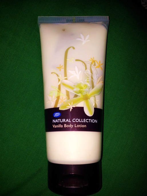 Boots Natural Collection Vanilla Body Lotion