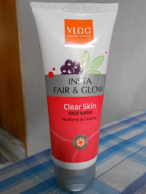 VLCC Natural Sciences Insta Fair and Glow Clear Skin Face Wash